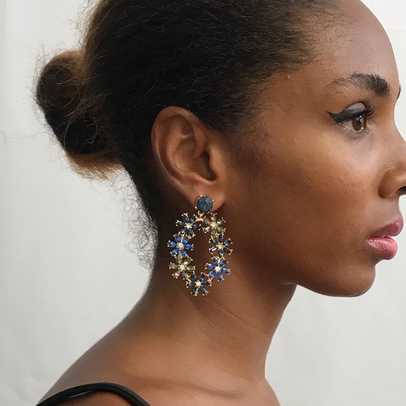 Flower Gold-Tone Drop Earrings - Picture 14 of 15